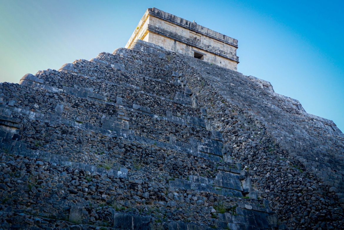 Colapso de una Antigua Pirámide en México Tras Fuertes Lluvias